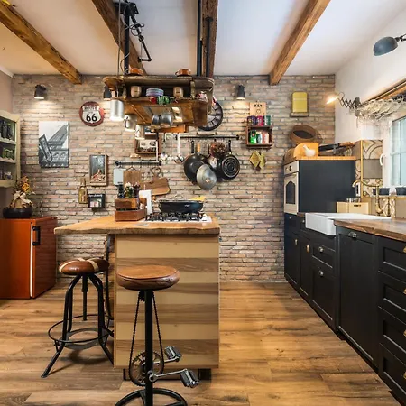 Rustic Cozy House Pupy Mit Private Pool Und Kino Дом отдыха *
