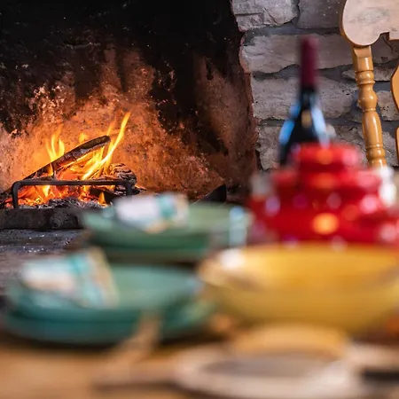 Rustic Cozy House Pupy Mit Private Pool Und Kino Tatil Evi Marčana