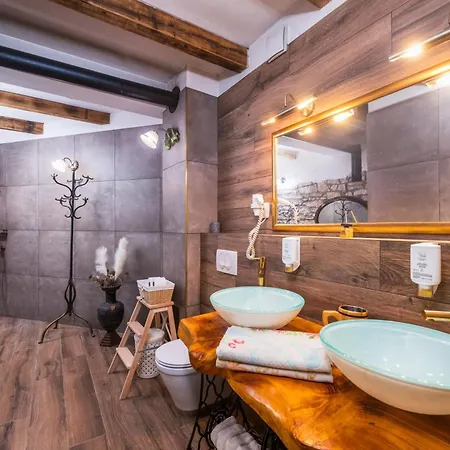 Rustic Cozy House Pupy Mit Private Pool Und Kino *