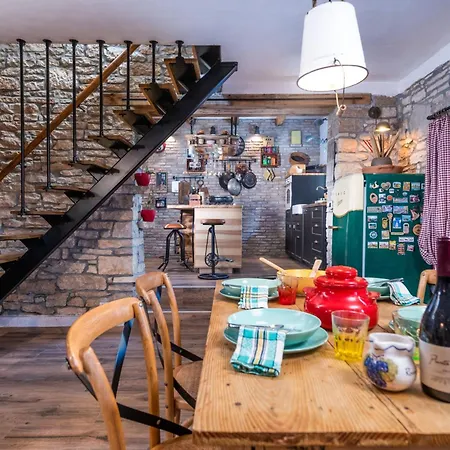 Rustic Cozy House Pupy Mit Private Pool Und Kino Ferienhaus Marčana
